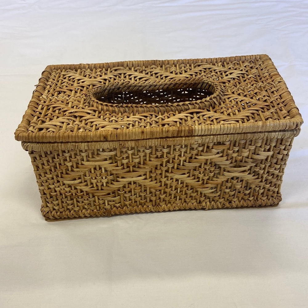 Crown‎ | Fish Woven/Wicker Rattan Tissue Box Decor Brown - Picture 2 of 10